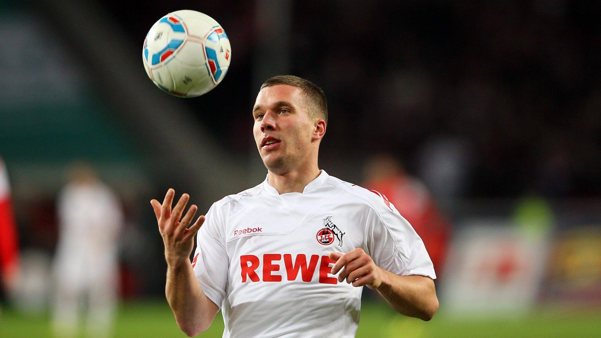 《比赛回顾：年度最佳战役盘点》，最佳战将是谁