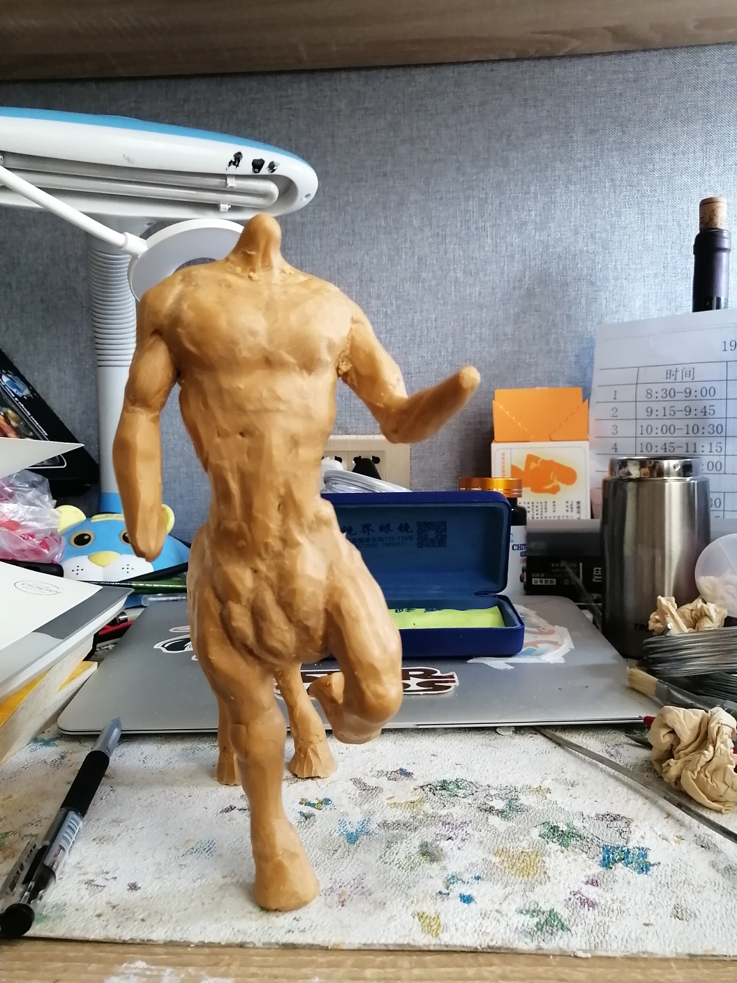 关于爱游戏体育：篮球主题的雕塑作品展：用雕塑的形式展现篮球的力量与美感的信息