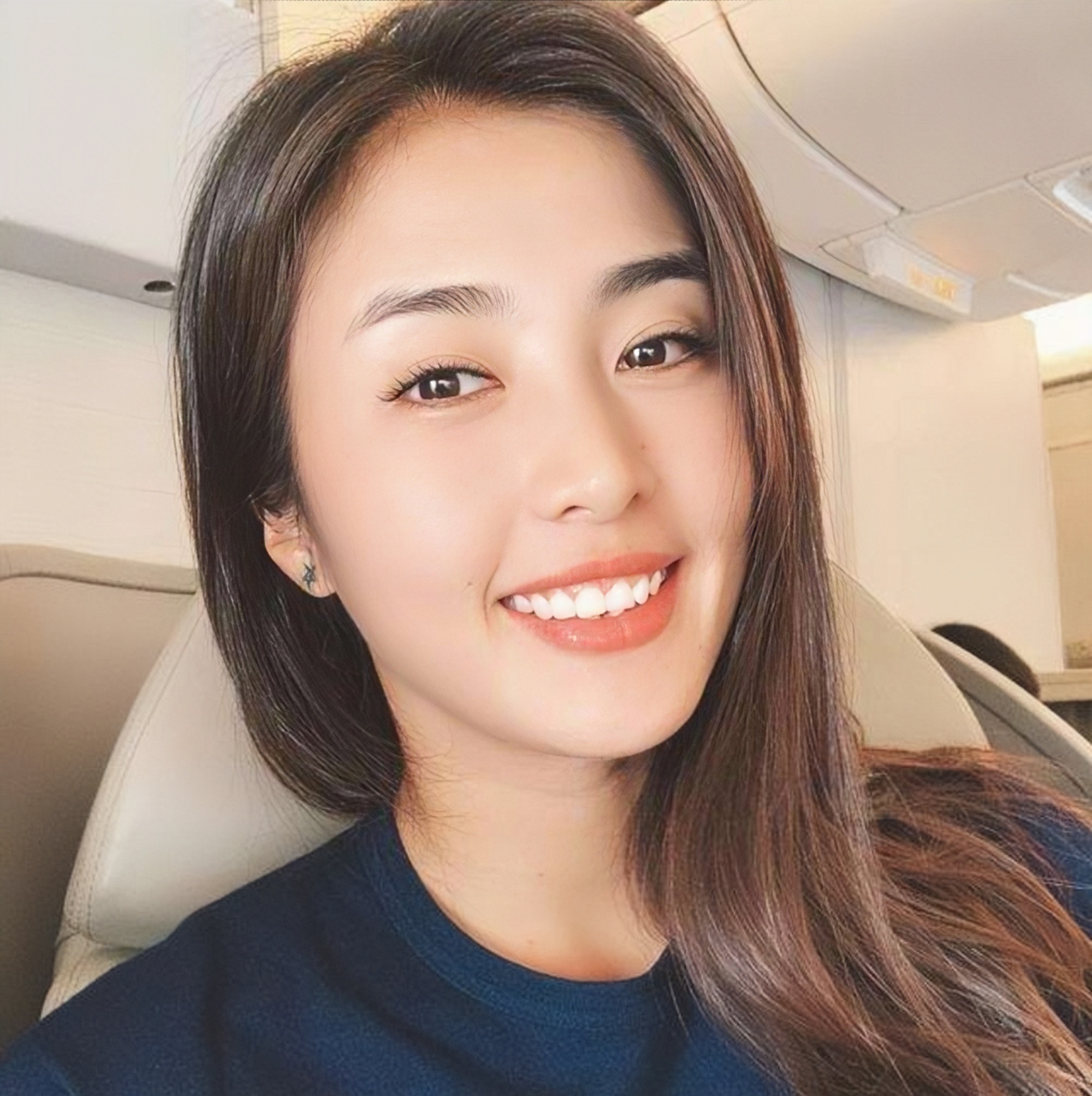 爱游戏体育:中国女足门将赵丽娜的社会影响力与公益活动参与
