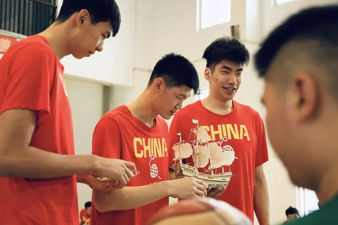 包含爱游戏体育：中国男篮备战世界大赛，力争佳绩为国争光的词条